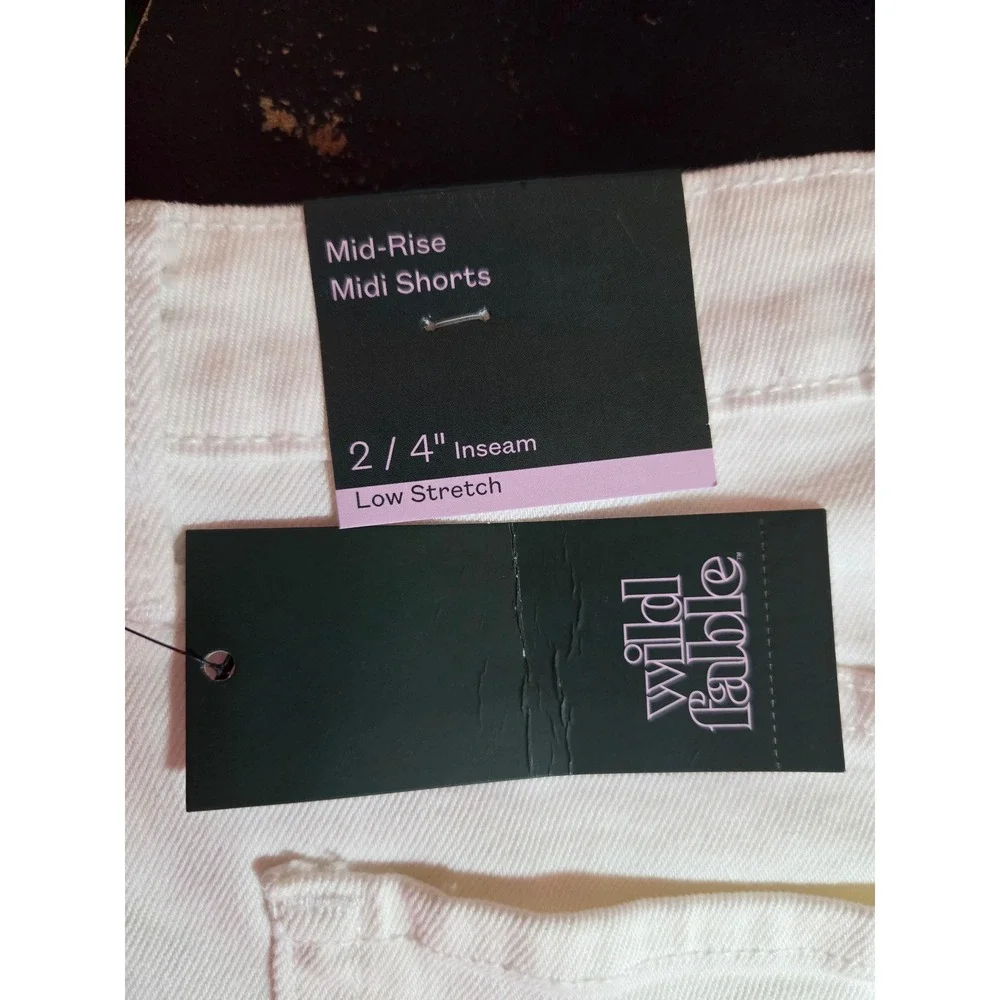 Wild Fable Womens White Mid-Rise Midi Denim Shorts Size 2 4in Inseam New
